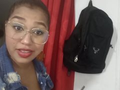 Chị Gái Tải Video Khoe Thân Lên Mạng Kiếm Tiền Ăn Chơi