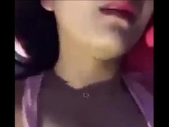 Em Hàng Hot Girl Việt Show Hàng Móc Lồn Tại Love